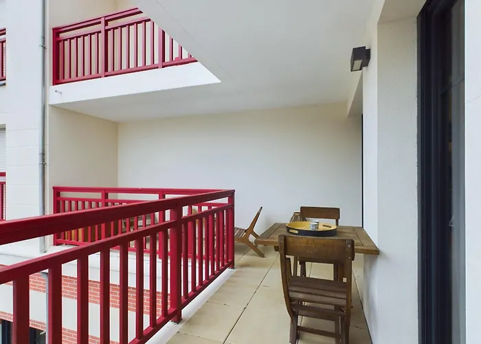 La Plage De Val Andre Au Pied De L\'Appartement